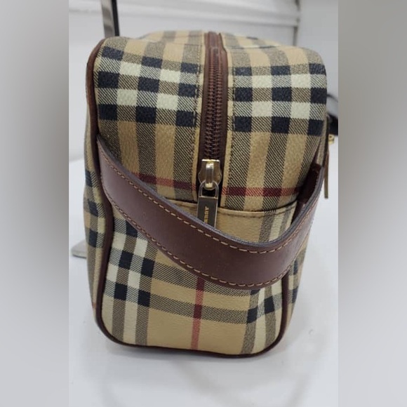 Burberry unisex clutch purse - Picture 6 of 16